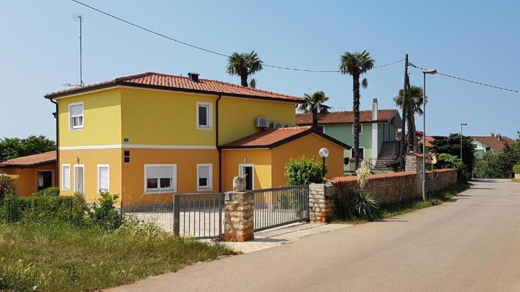 San Lorenzo Apartments Lovrečica Екстериор снимка